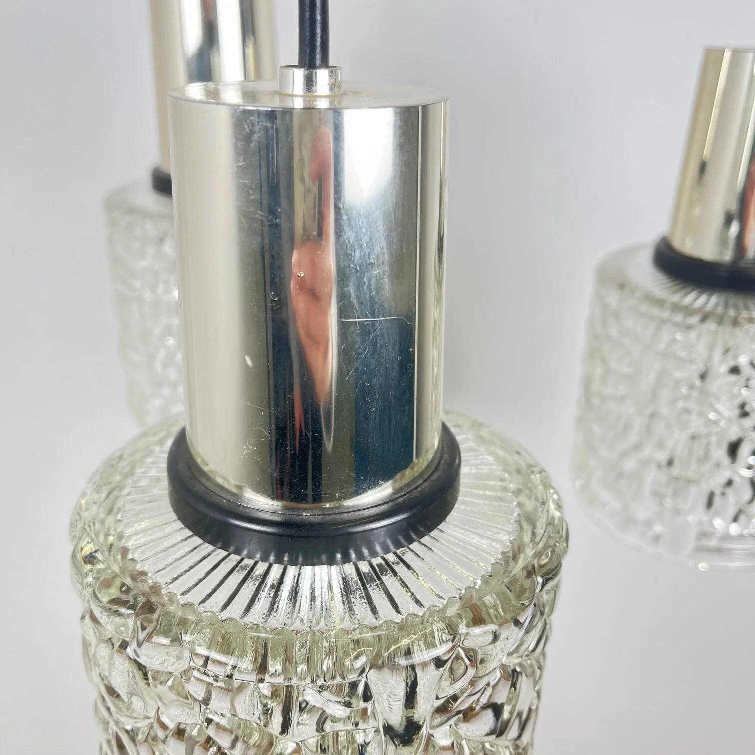 Three-light suspension cascade, glass, 1970
