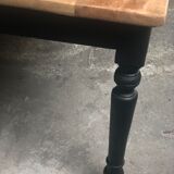 Early XXeme chestnut farm table