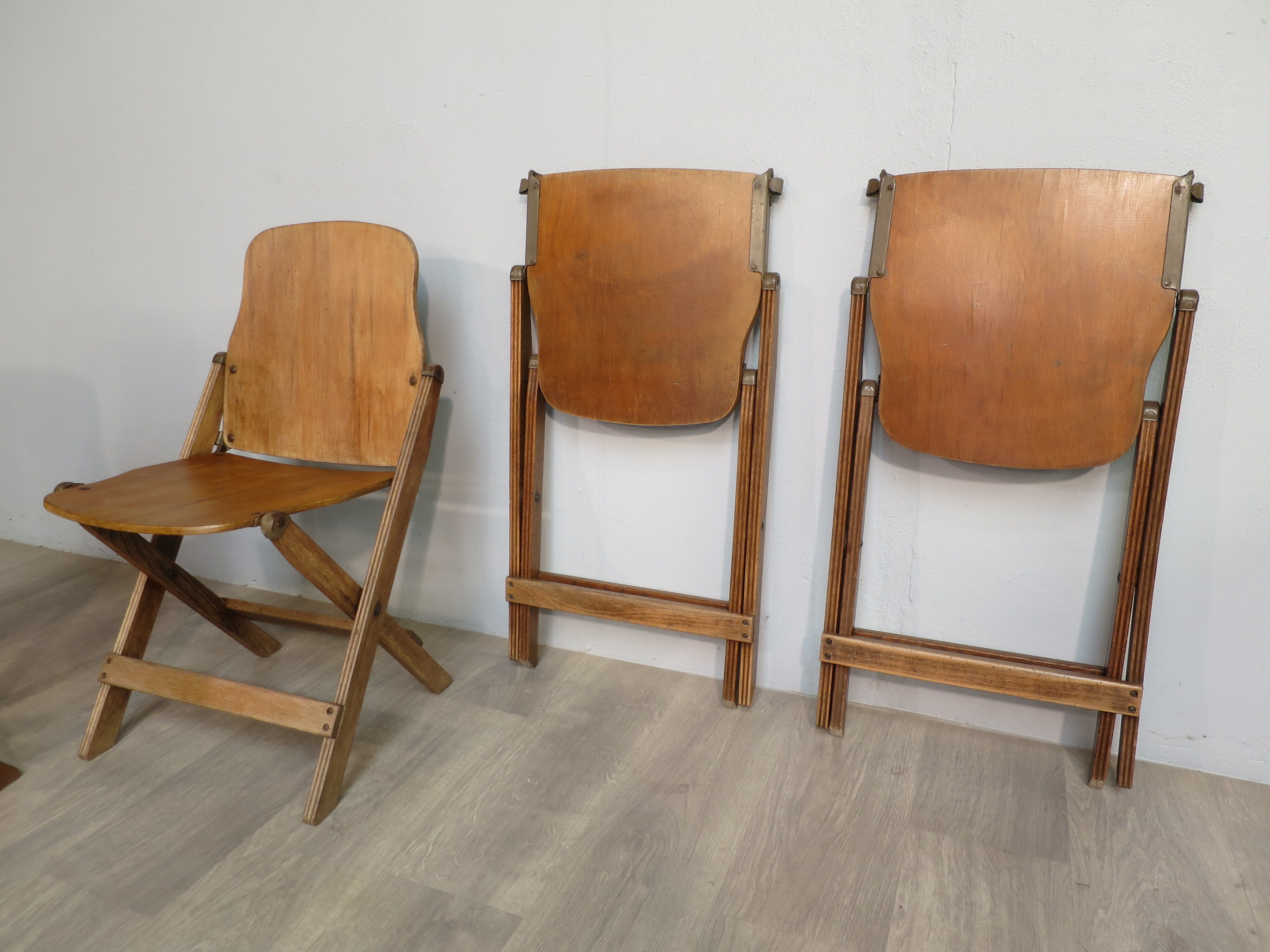Set de 4 chaises pliantes US army années 40
