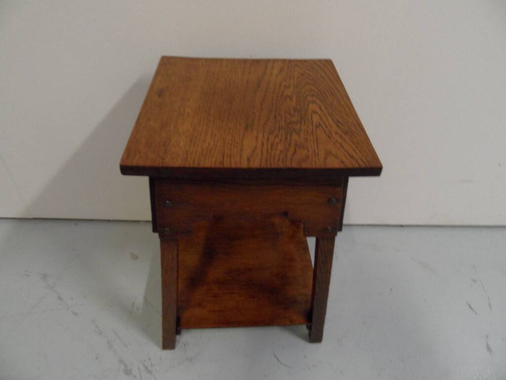 Antique oak piede stalle