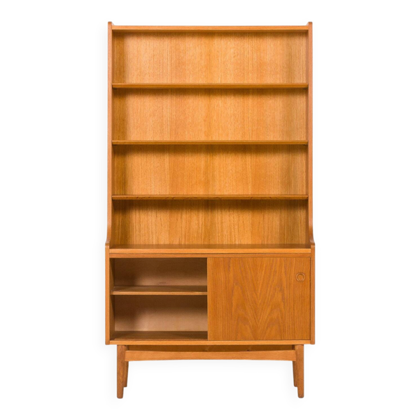 Bibliothèque en chêne Johannes Sorth pour Nexo, Bornholm, Danemark, années 1960.