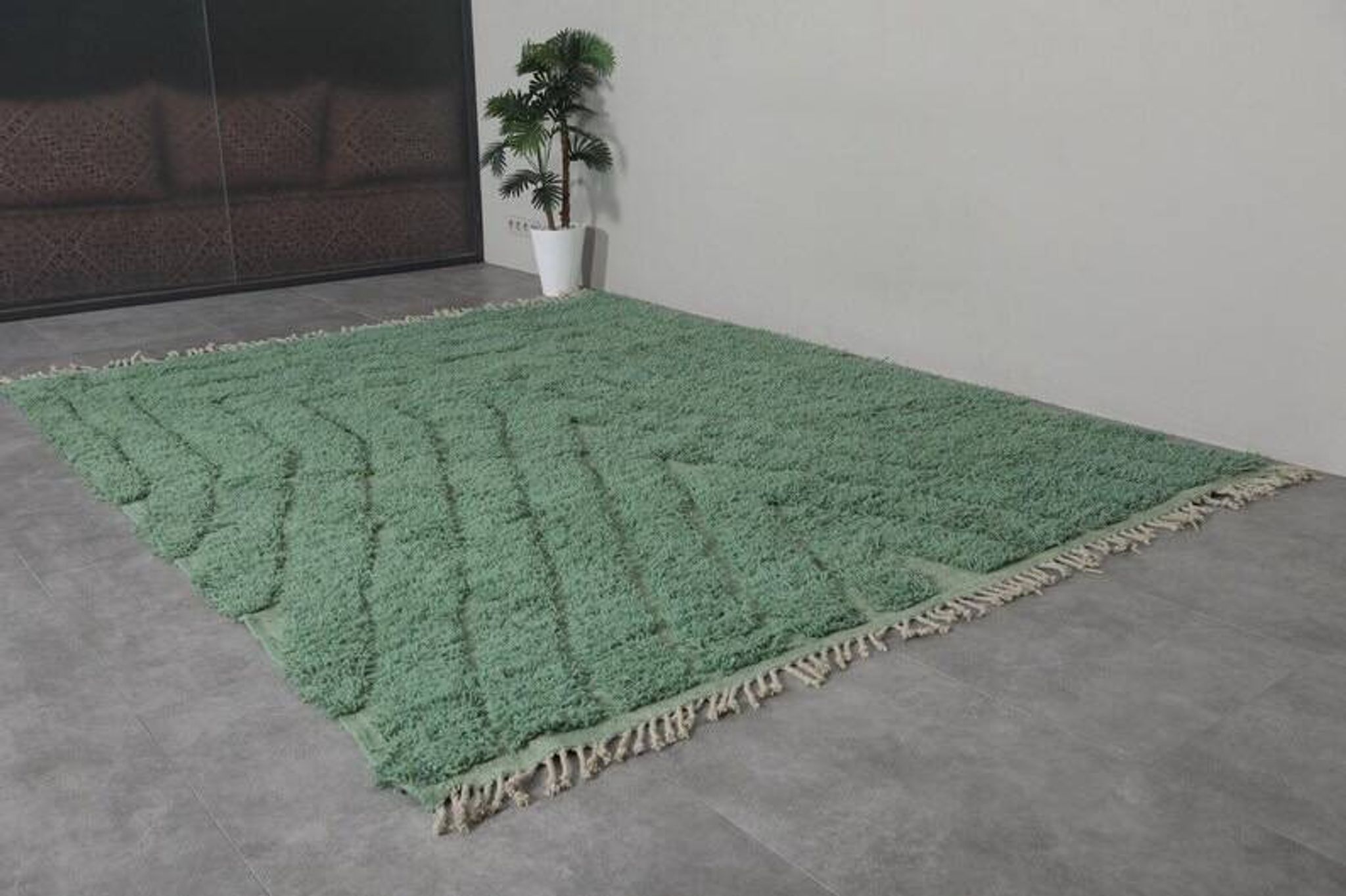 Traditional handwoven Berber rug in green, size 1.5/3.5 m.