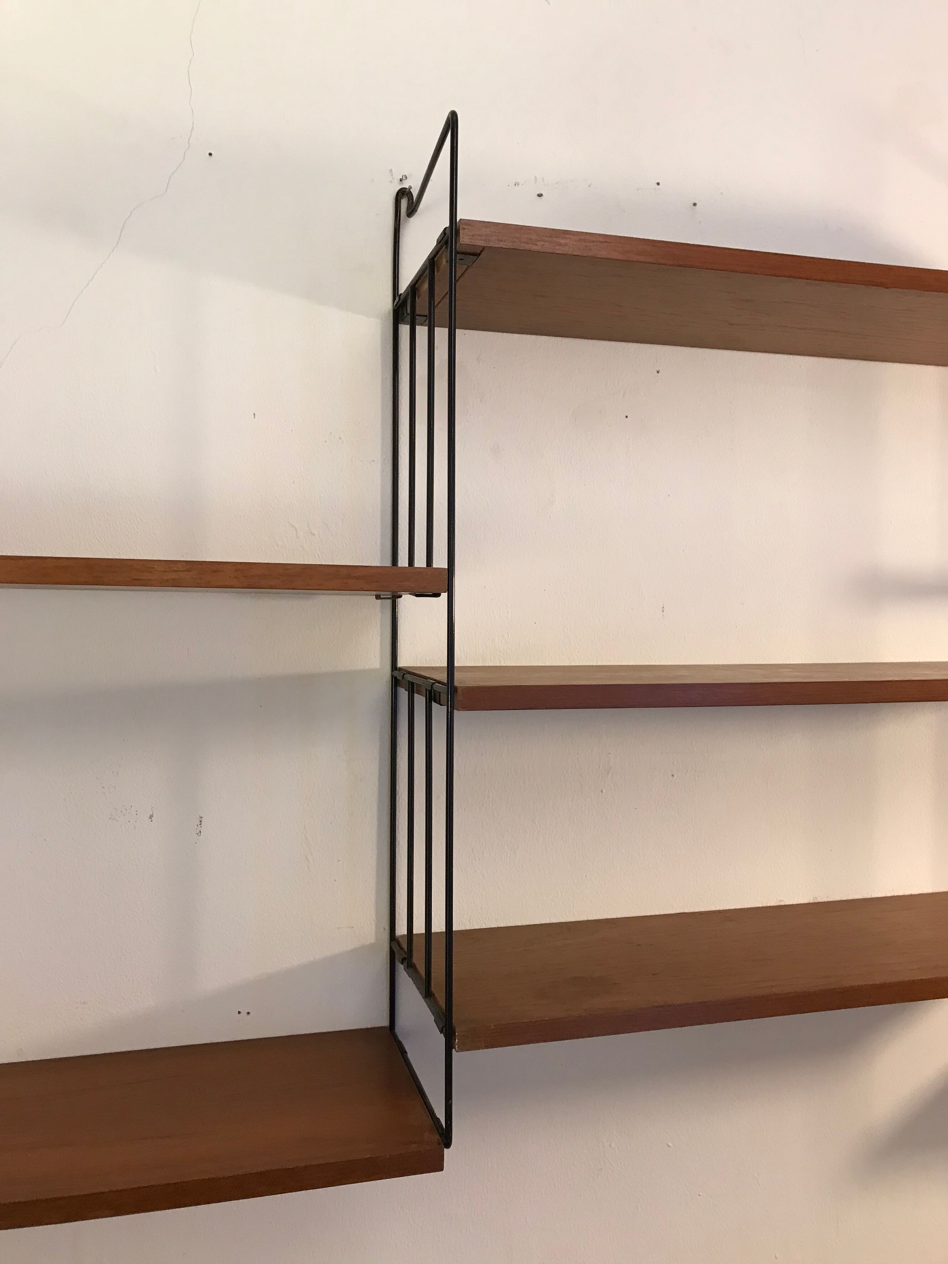 Etagere mural