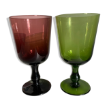 2 glasses