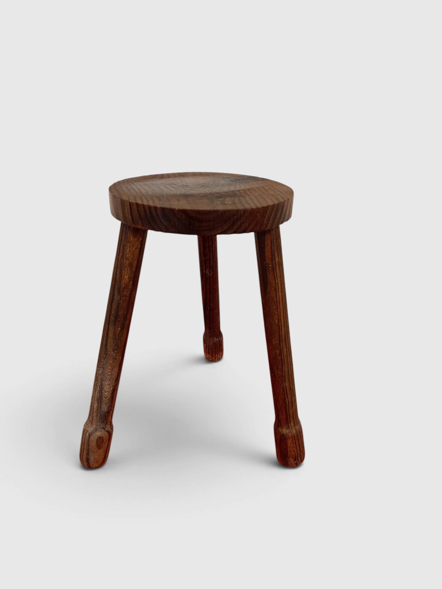 Tabouret tripode en bois massif  Années 50/60