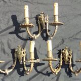 Series d e 3 applied in bronze/lion's head