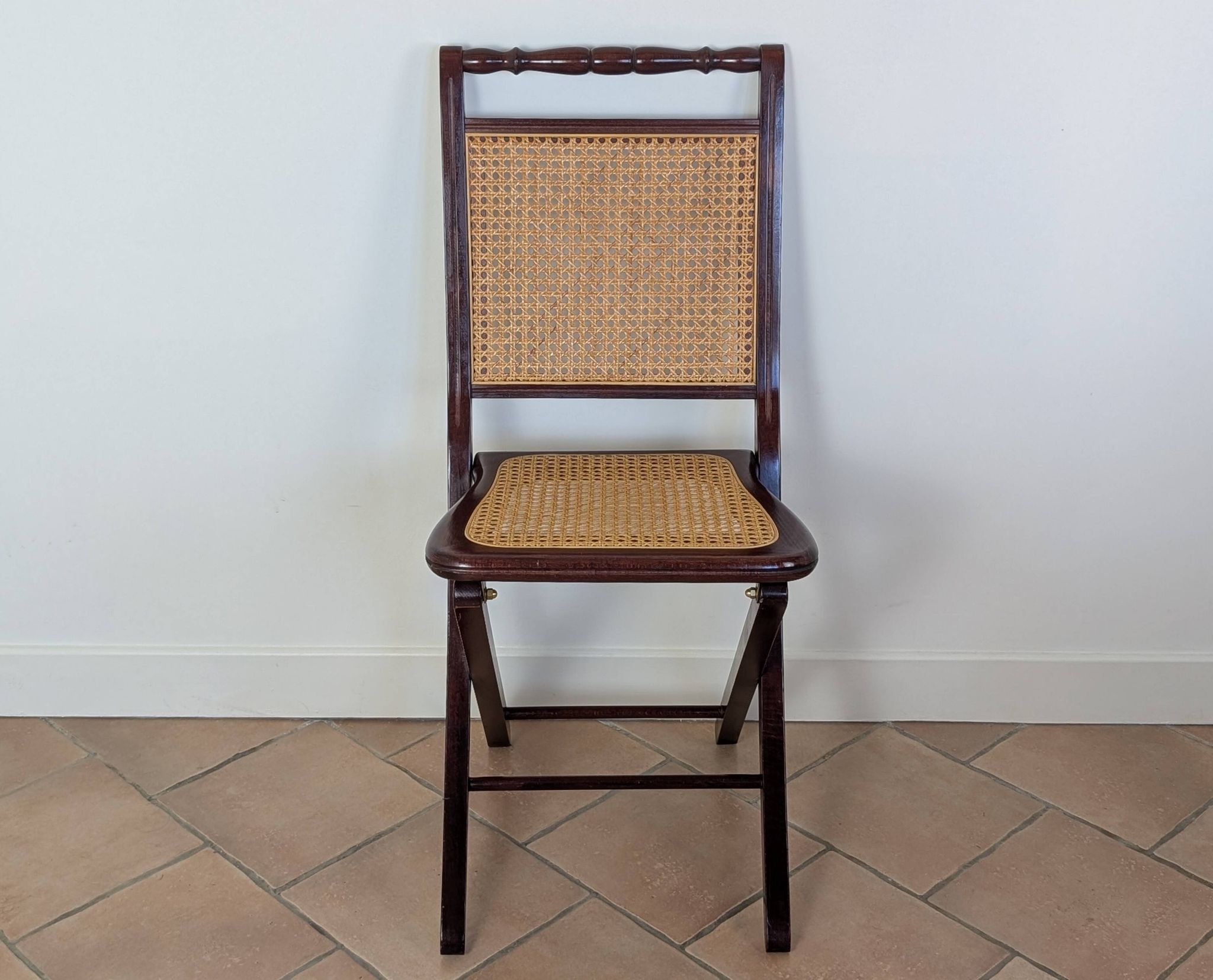 Set of 5 caned chairs