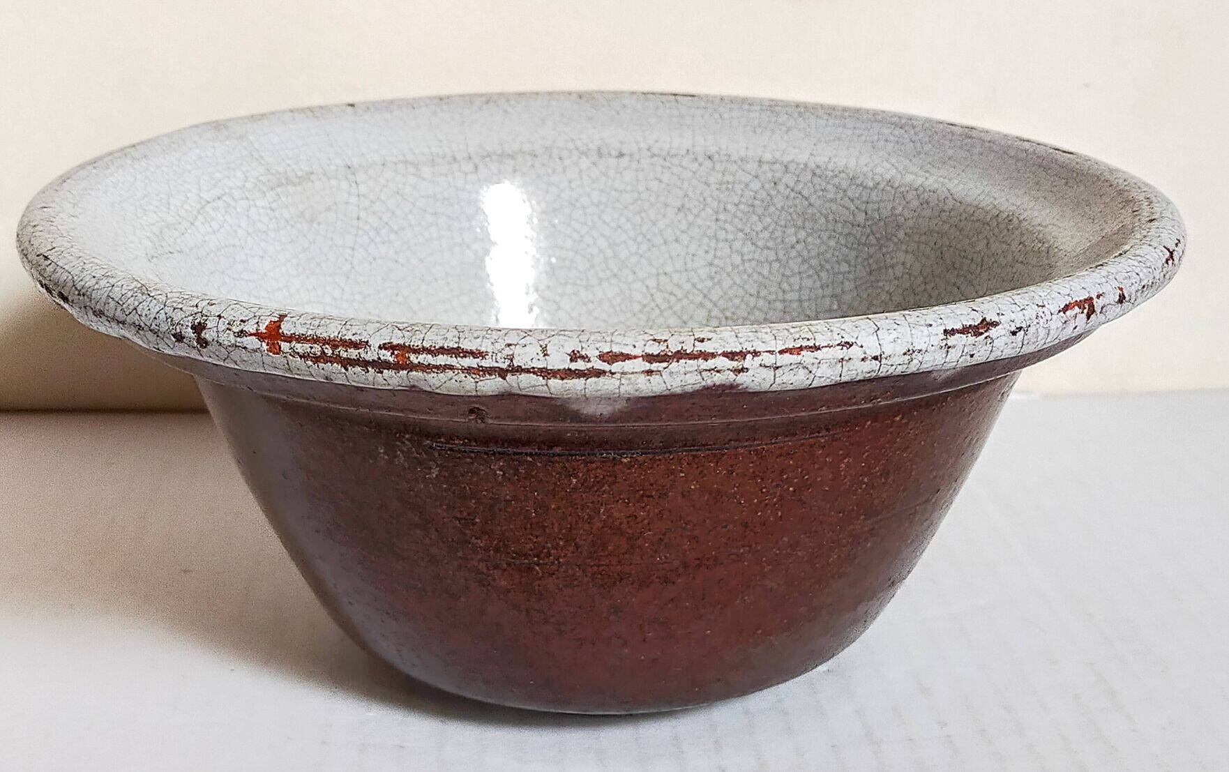 19th century enamelled earthenware salad bowl