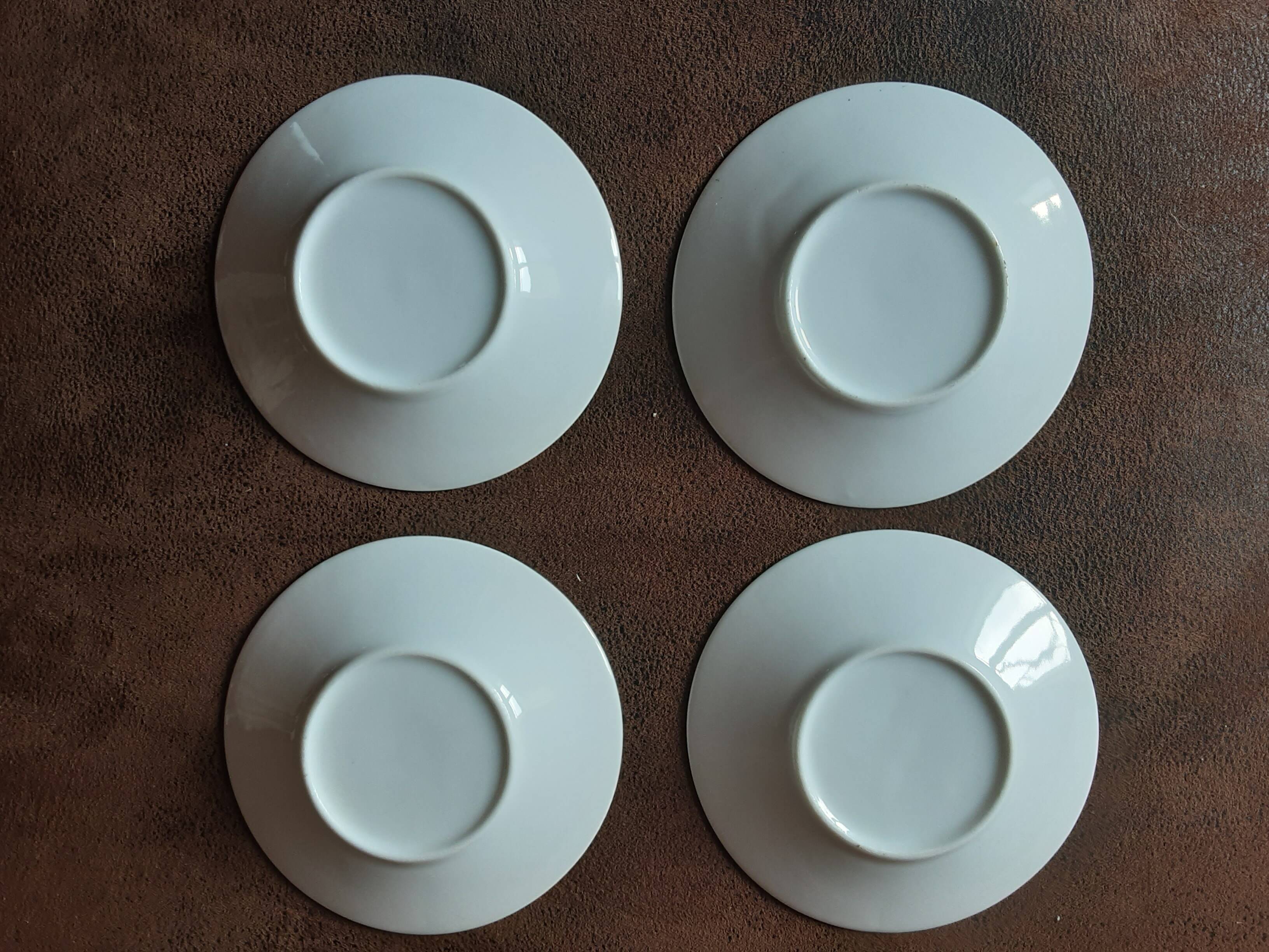 Set of 4 Romania cups and saucers
