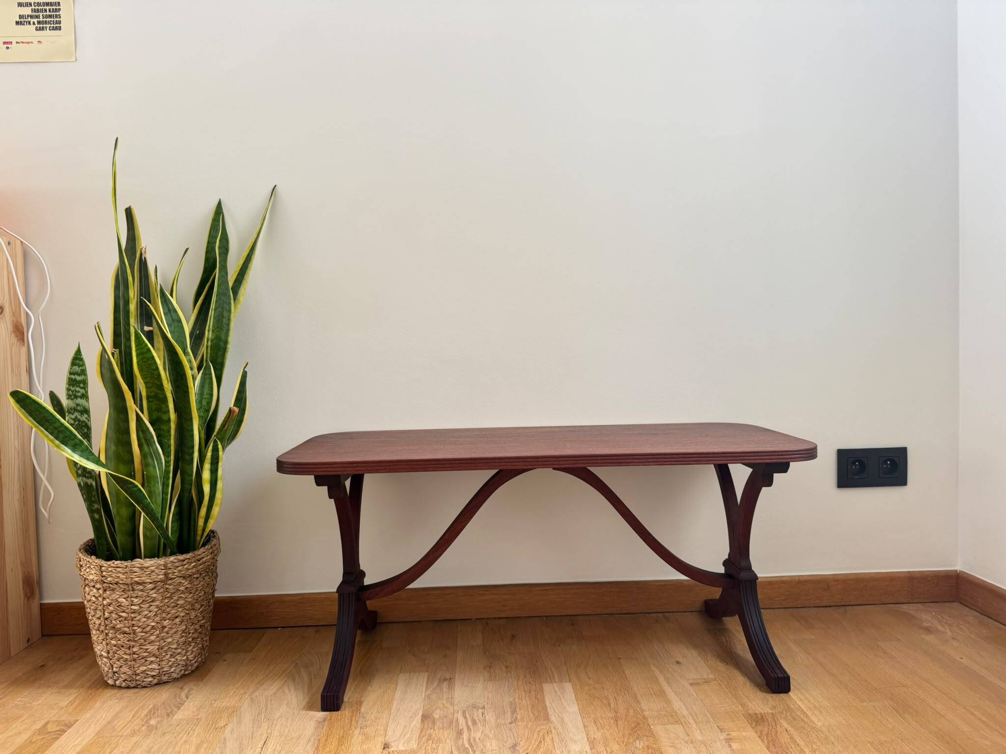 Vintage English style coffee table