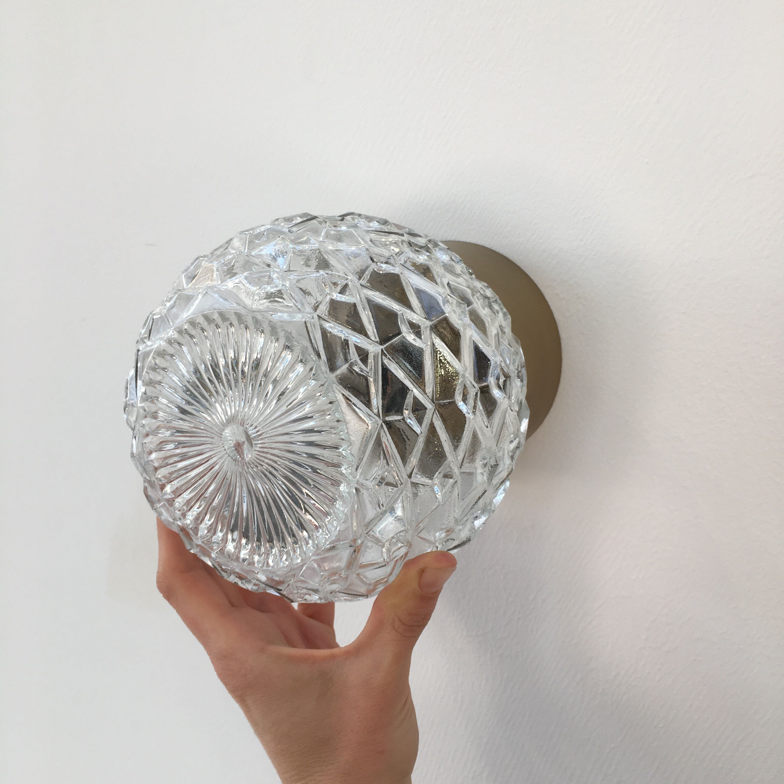 Molded glass wall lamp