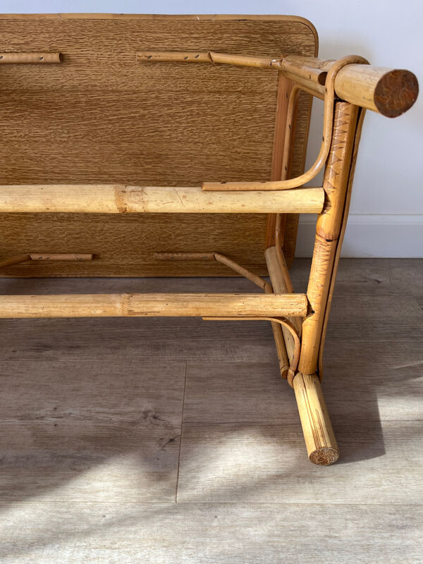 Petite table en rotin