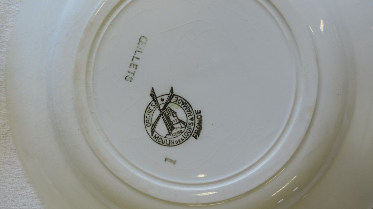 Set of six plates old "mill of the wolves"