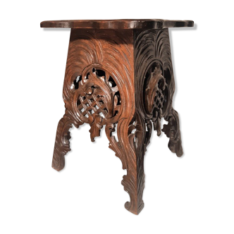 Tabouret sculpté rustique forêt noire
