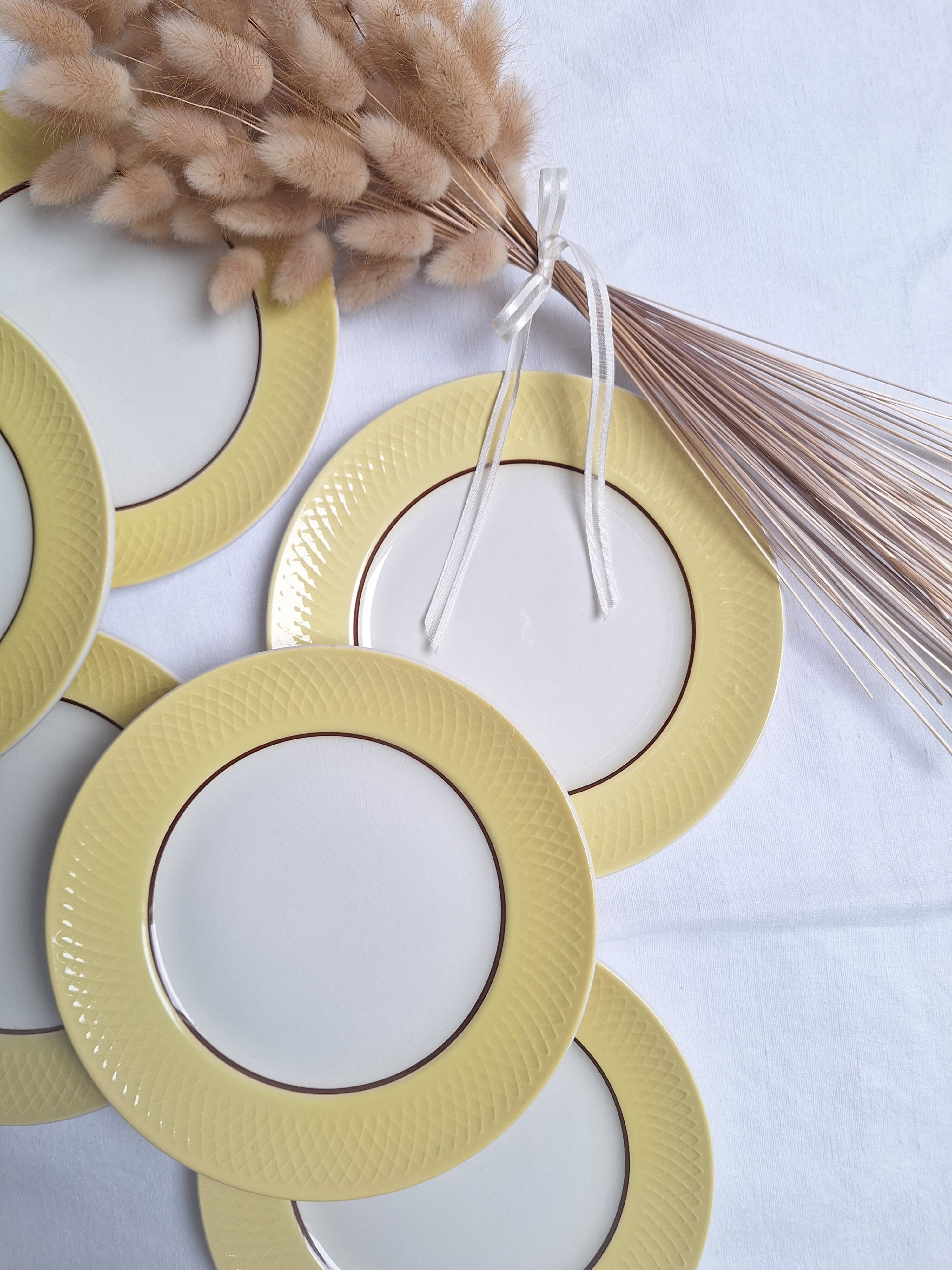 Moulin des Loups dessert plates