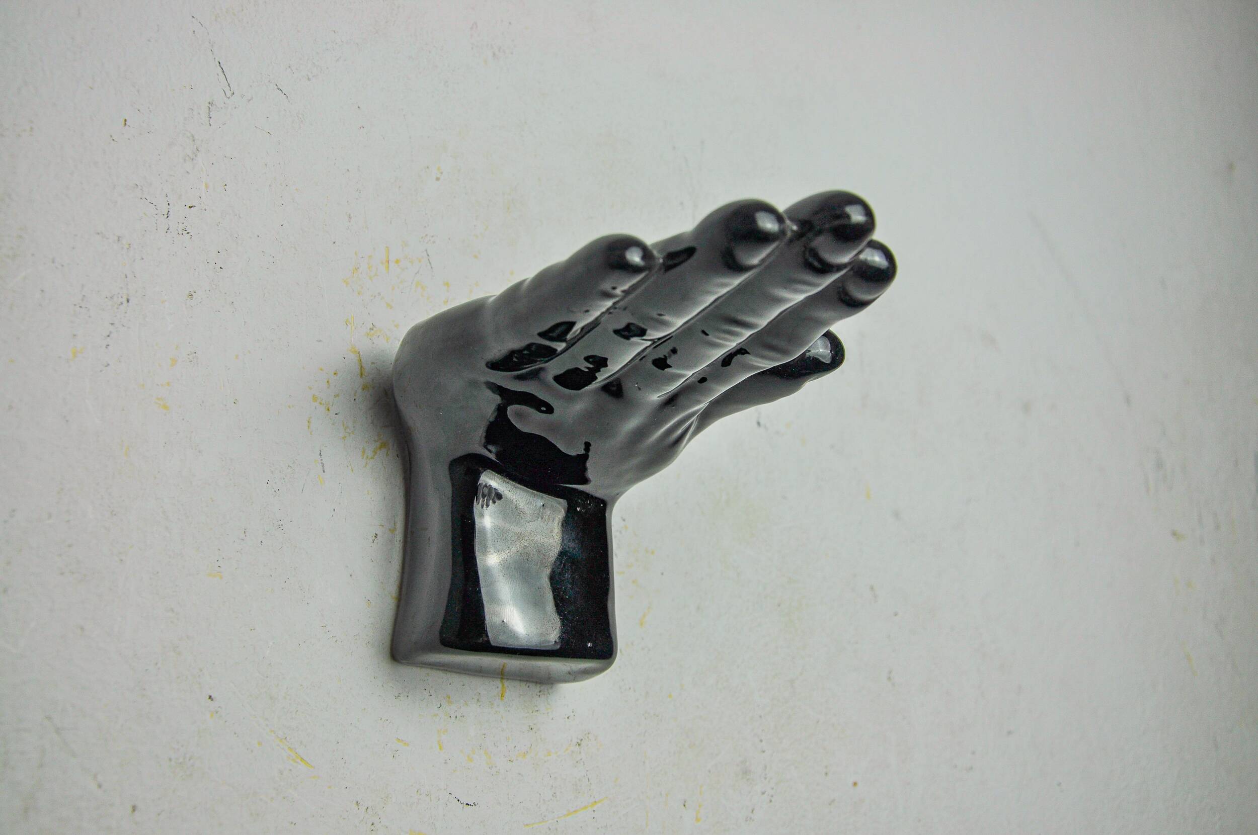 “Main” wall candle holders, black ceramic, France, 1980