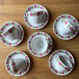 Set of flowery Chinese porcelain cups