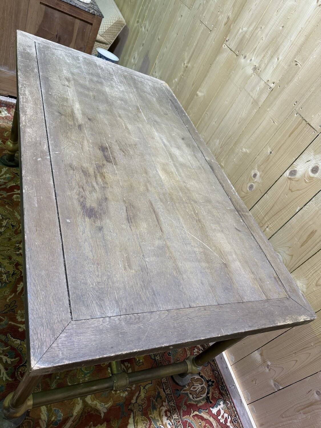 Workshop table in Oak and Brass