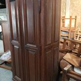 Fine oak cabinet XIX