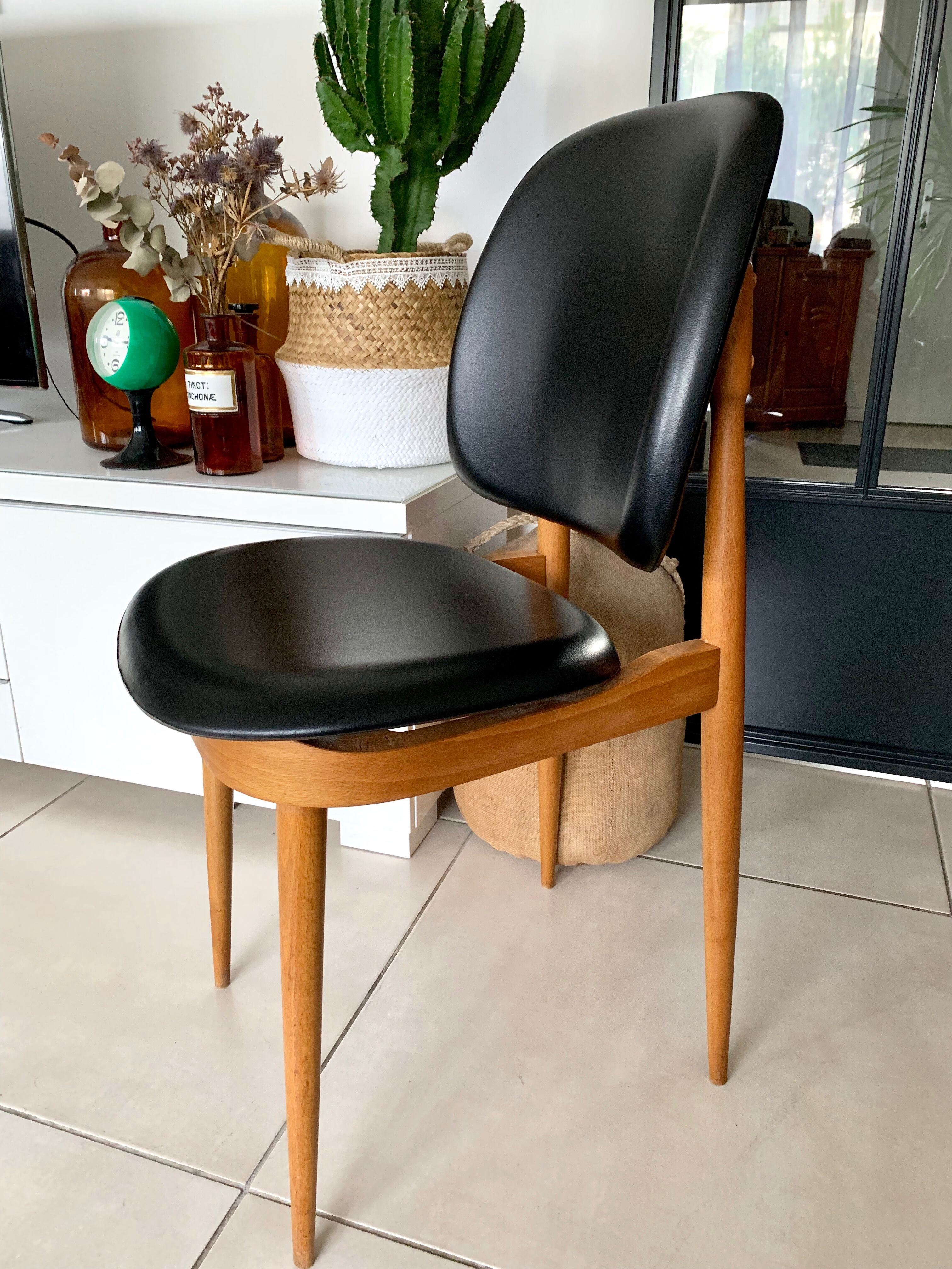Vintage Pegase Baumann chair