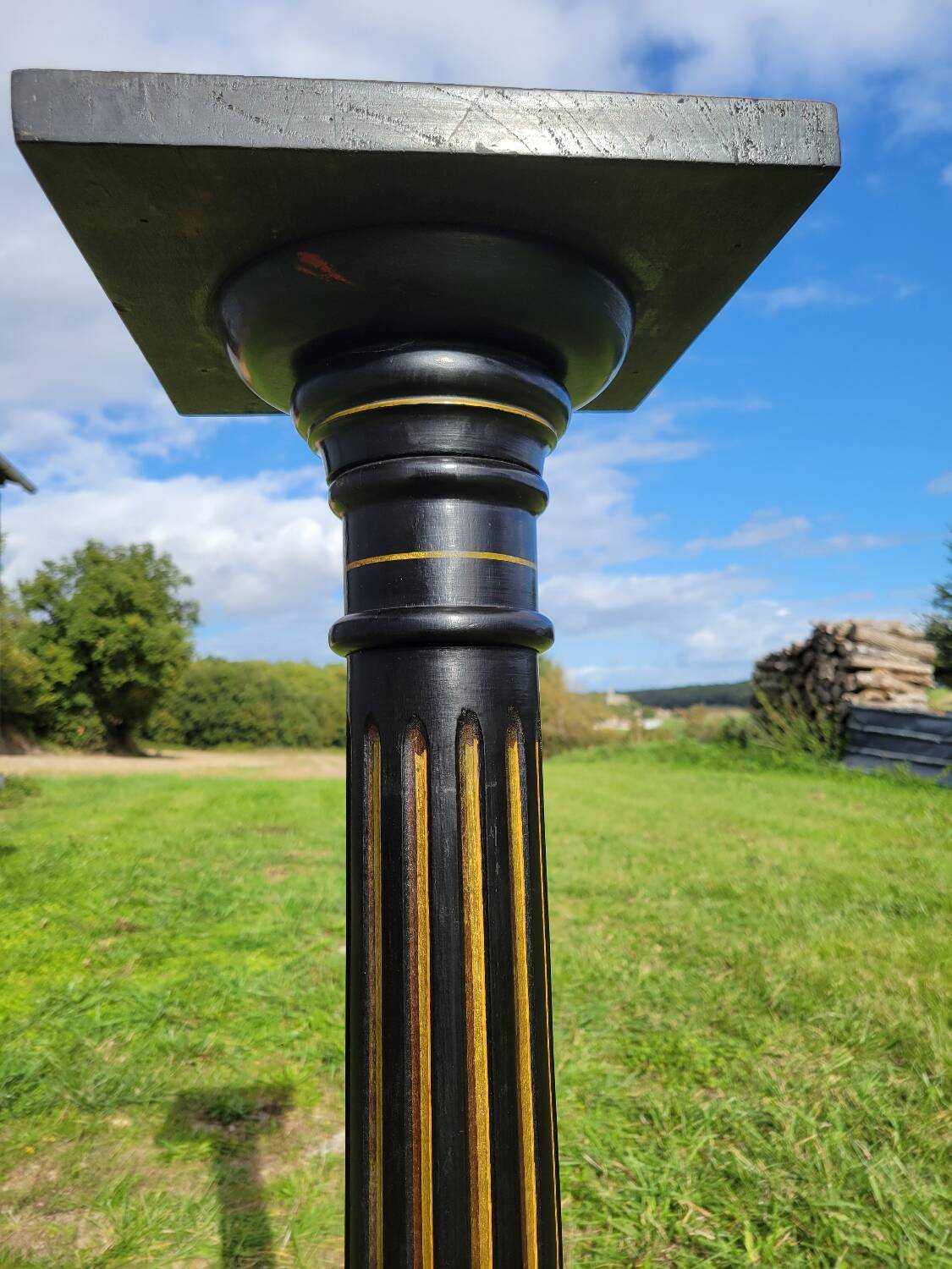 Napoleon III stand column in blackened wood and gold, mid-19th century