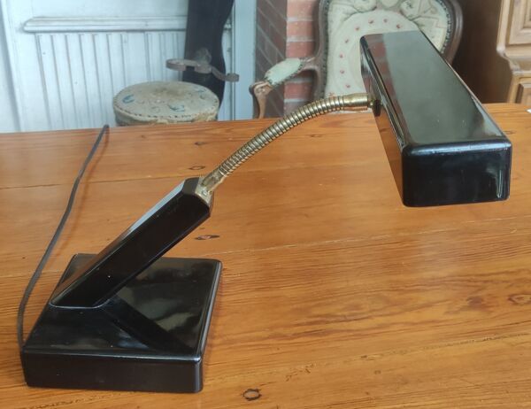 Lampe design en bois laqué noir