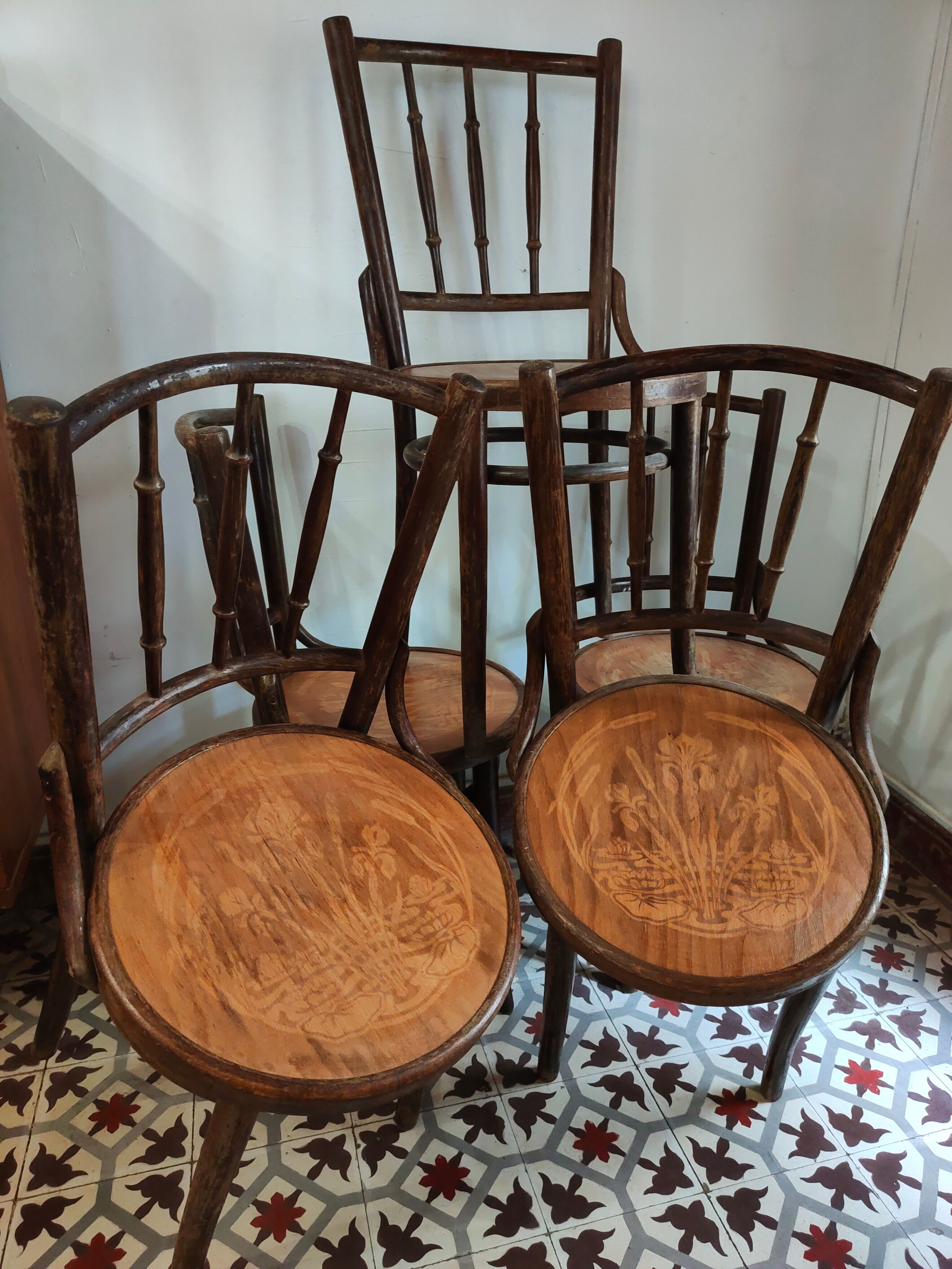 Suite of 5 Chairs bistrot