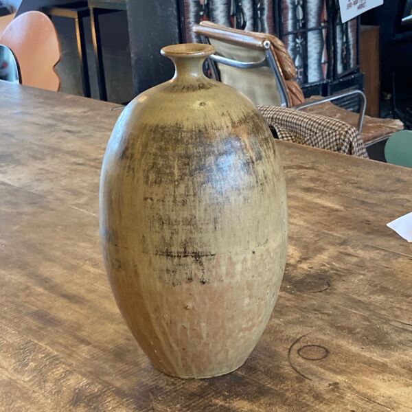 Amphore en grès de David Kostanza