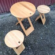 Lot table and folding stools Suzy by Adrian Reed.