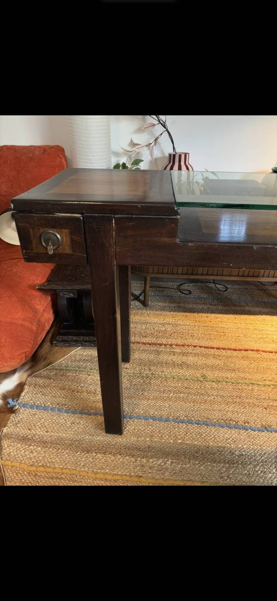 Console table / Display cabinet in exotic wood and glass – Colonial Style