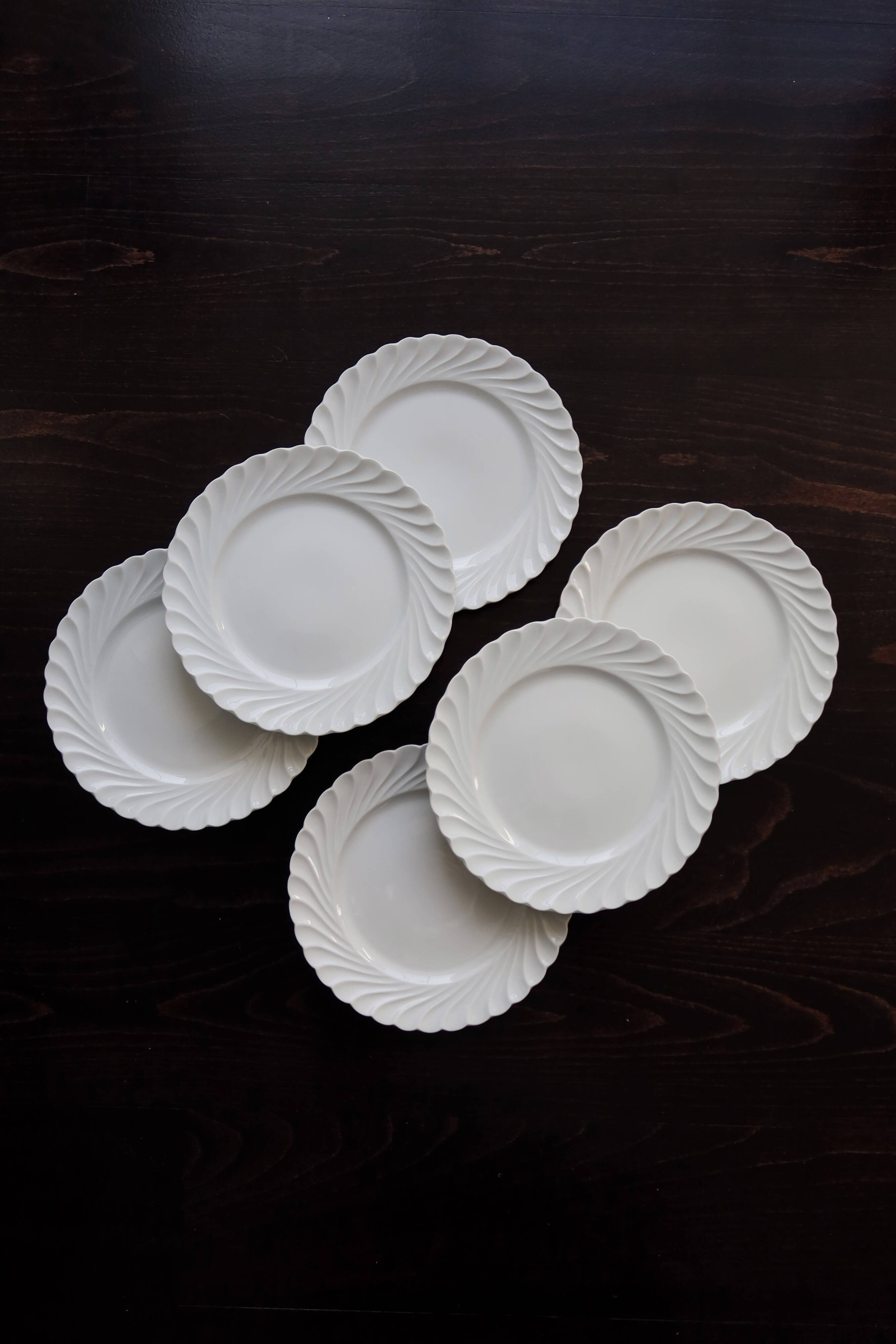 6 vintage white porcelain twisted Limoges Haviland dinner plates