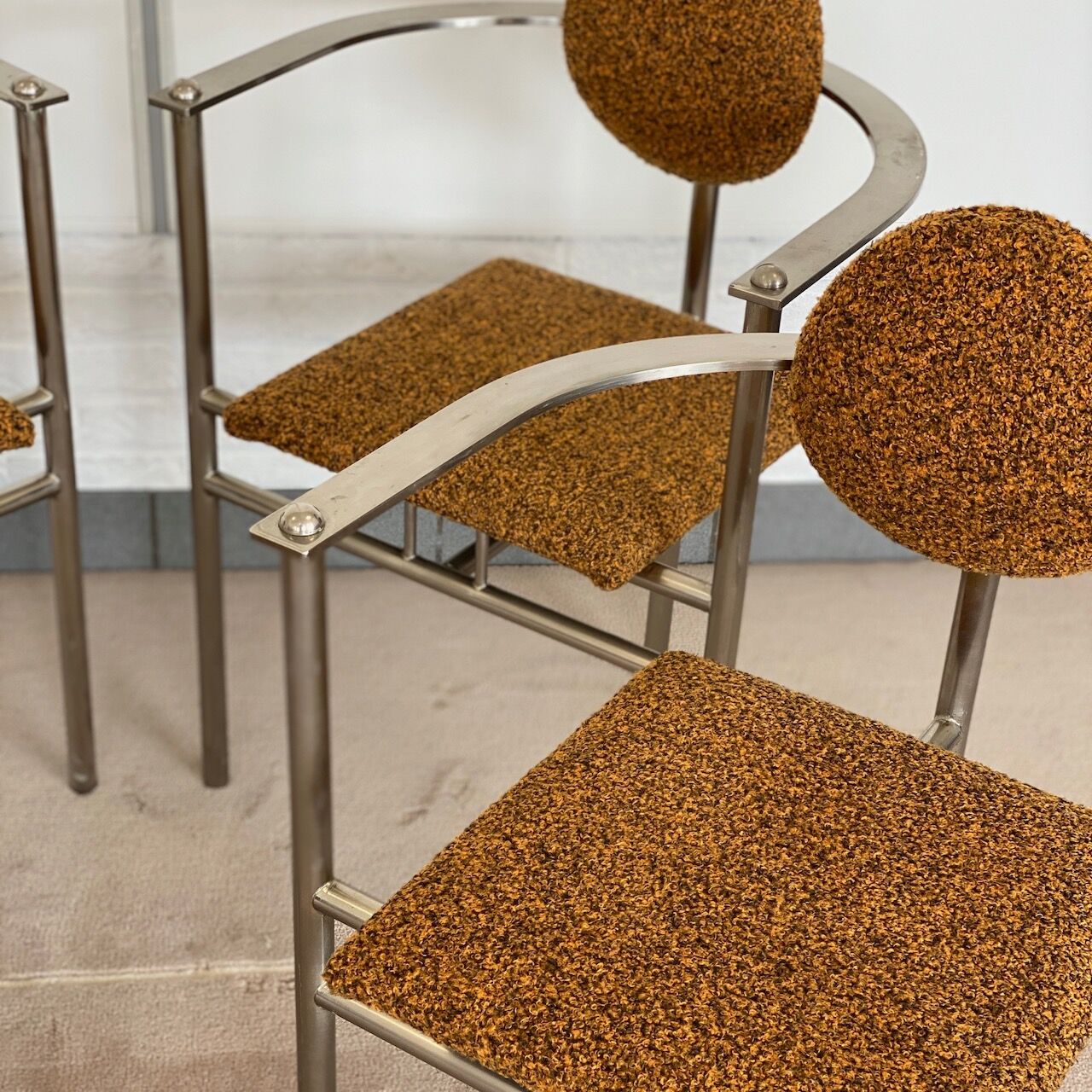 Set of 4 Belgo Chrom steel armchairs with bouclé
