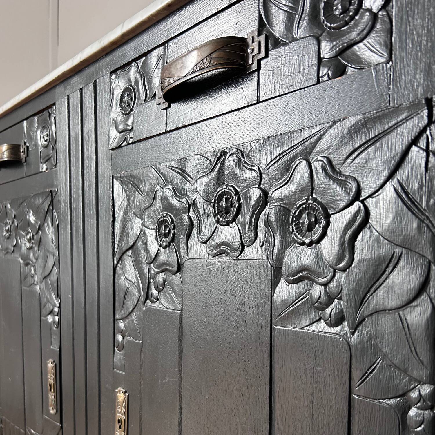 Commode art déco en chêne
