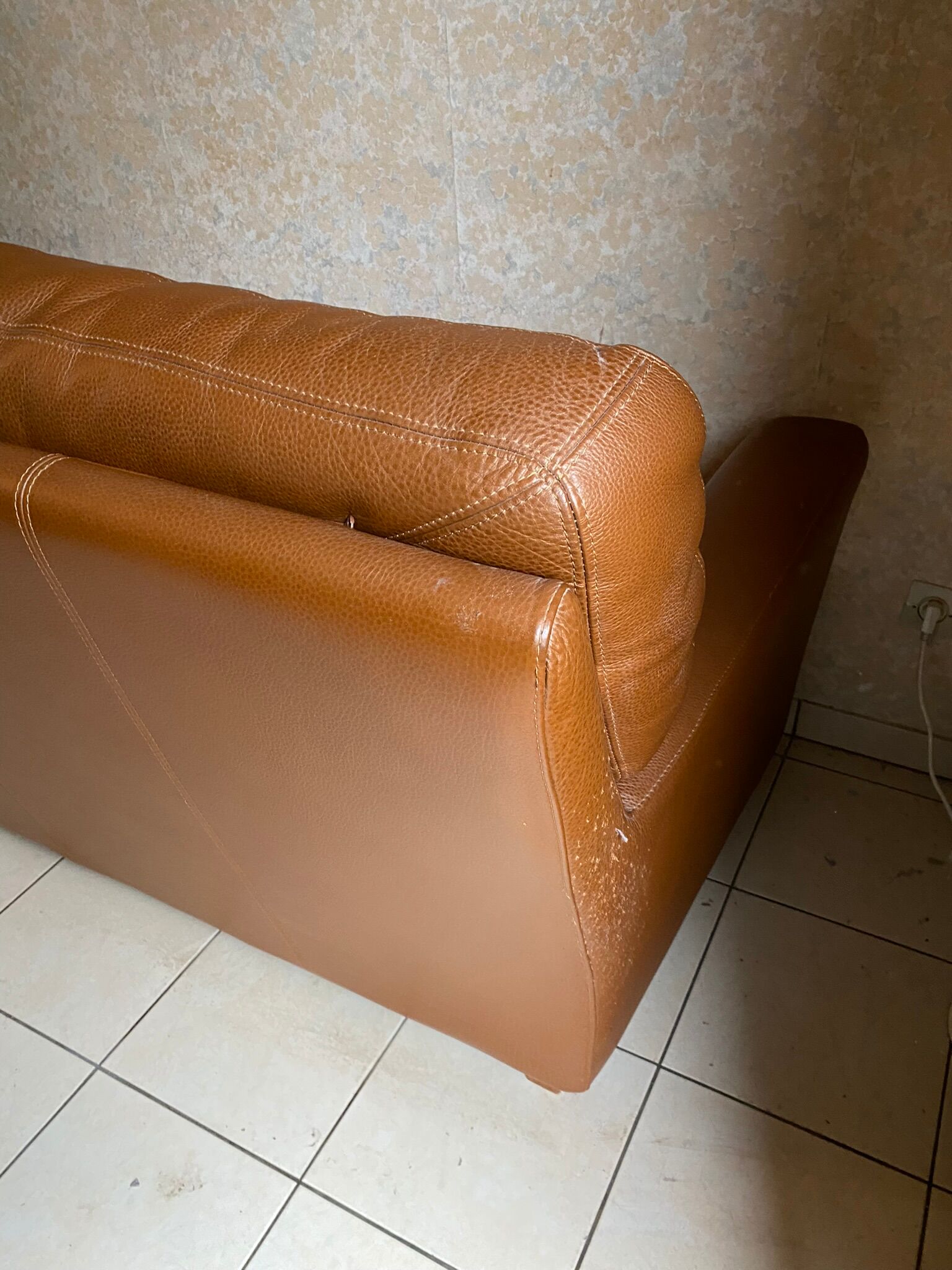 Vintage leather sofa 2 seater convertible caramel color