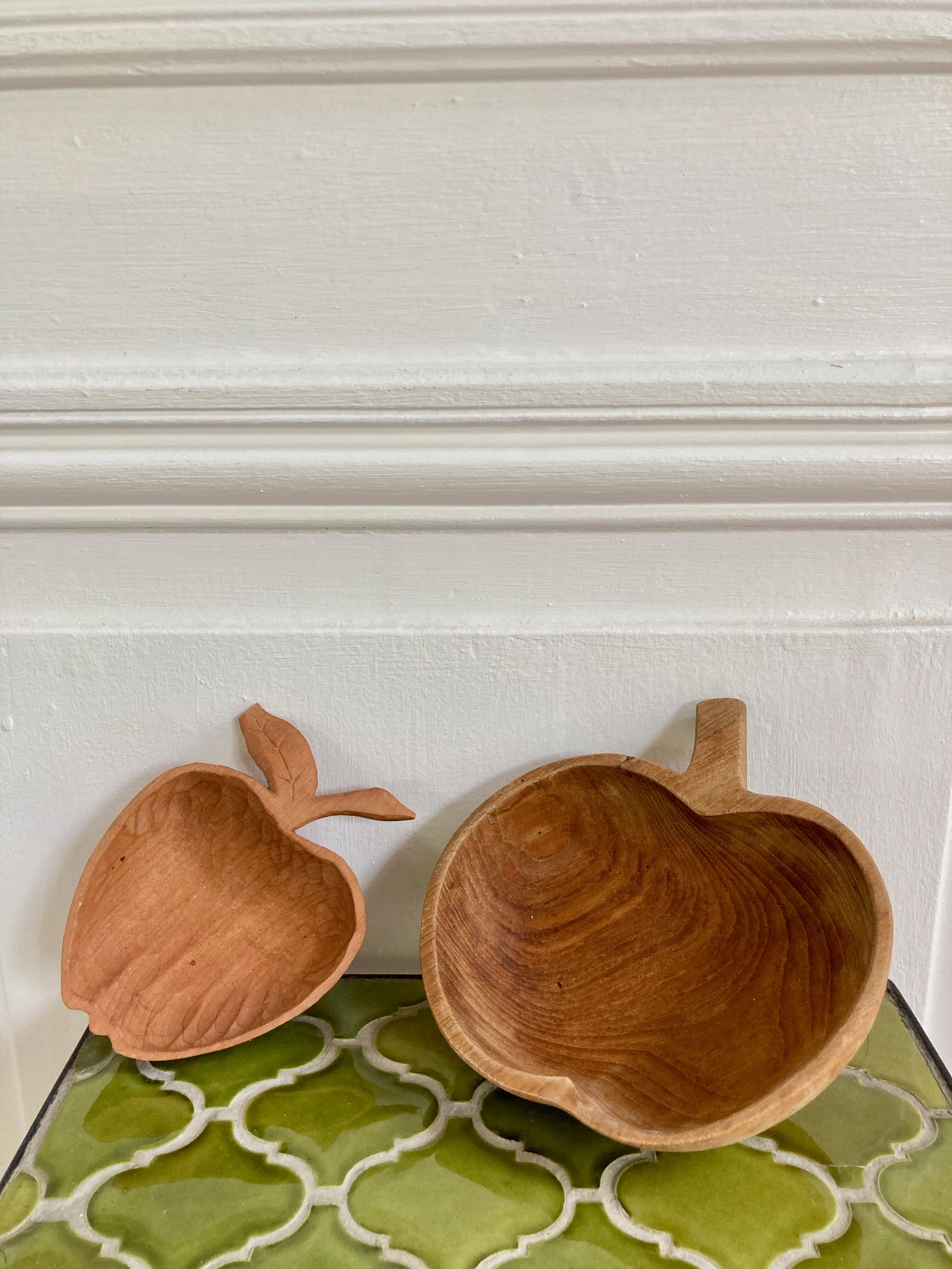 Wooden cups apples