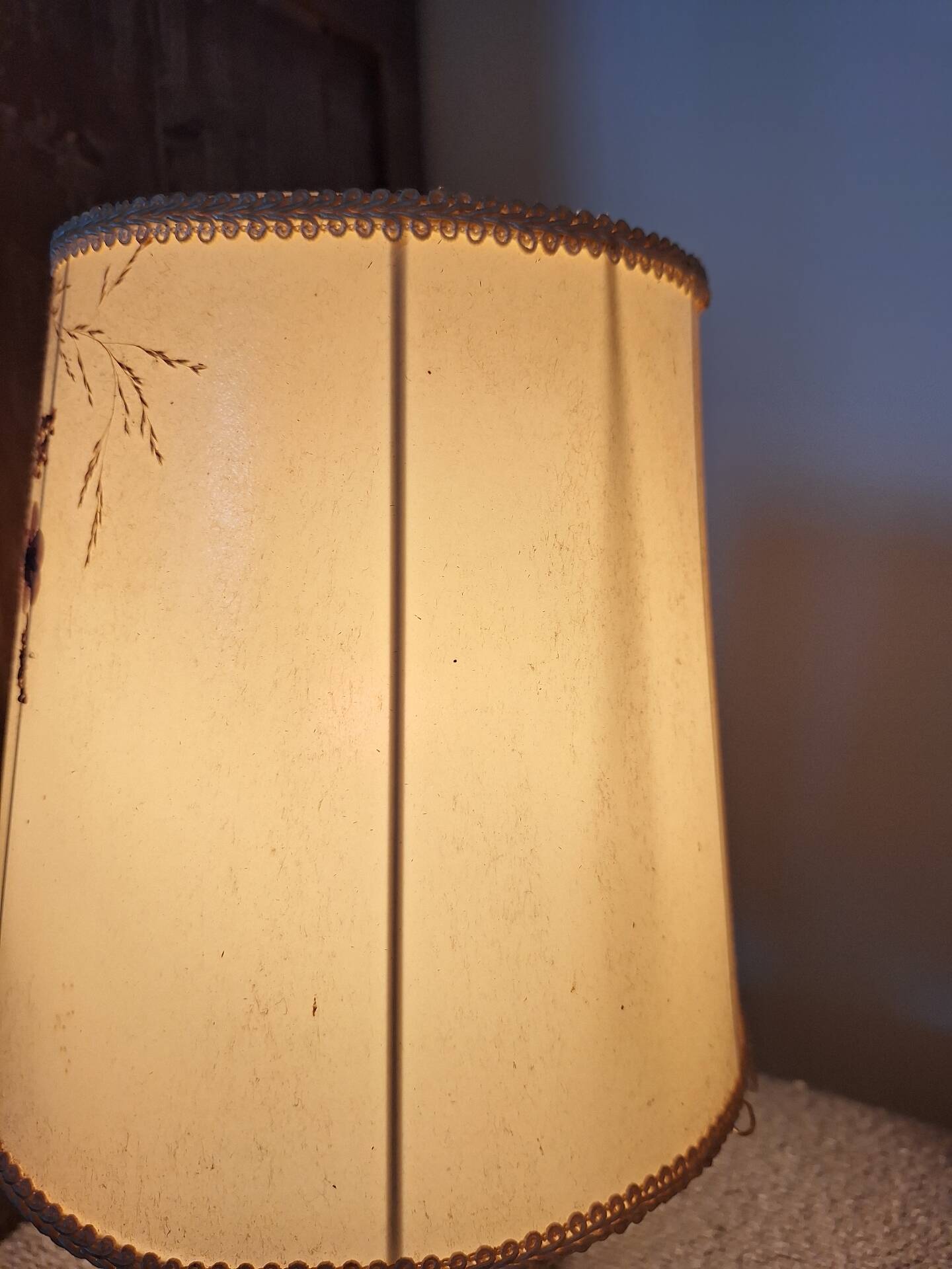 Lampe en grès et fleurs séchées atelier " Le Trident " Vallauris