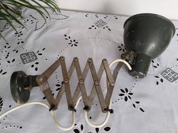 Lampe d'atelier accordéon  , type Jielde