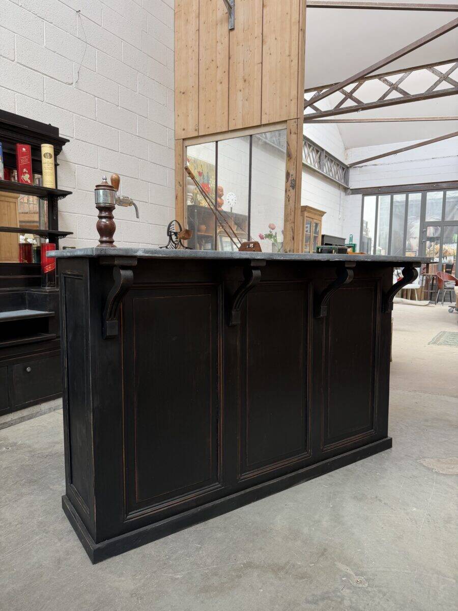 Ensemble de bar 1920