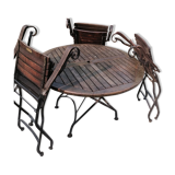 Set table and armchairs