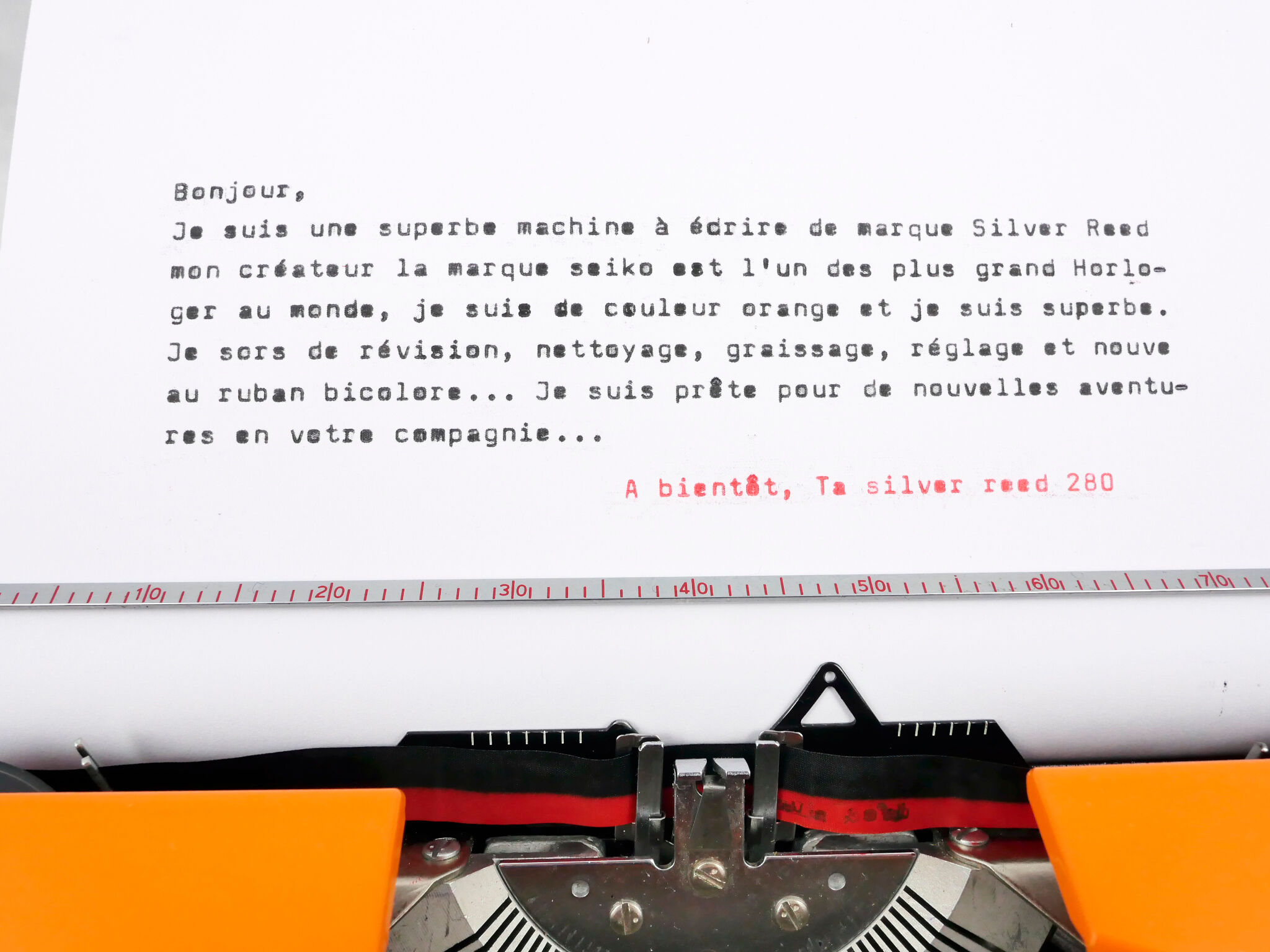 Silver Reed 280 Fast Spacer Typewriter
