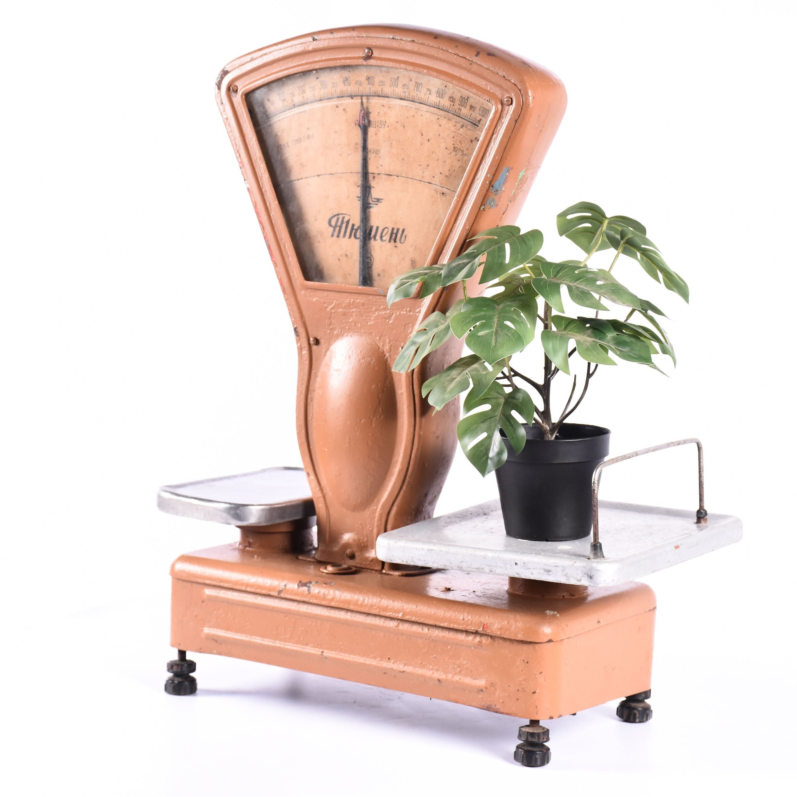 Old kitchen scale