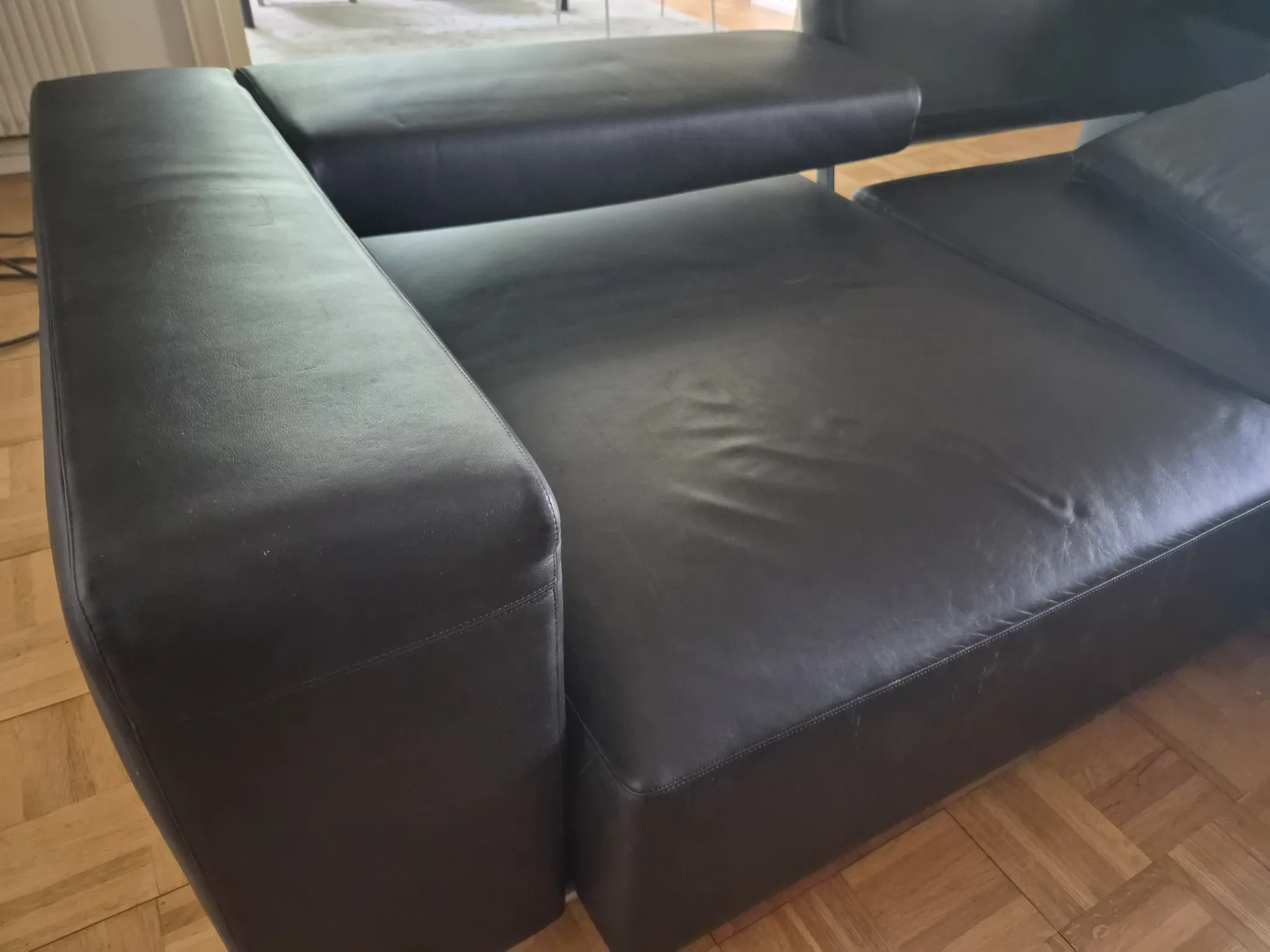 B&B Italia - Andy '13 - Paolo Piva - Sofa design in black natural leather