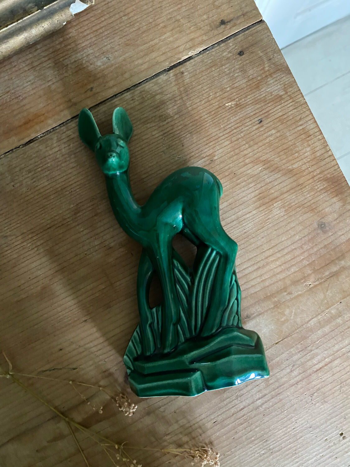 Antique doe in Saint Clément earthenware