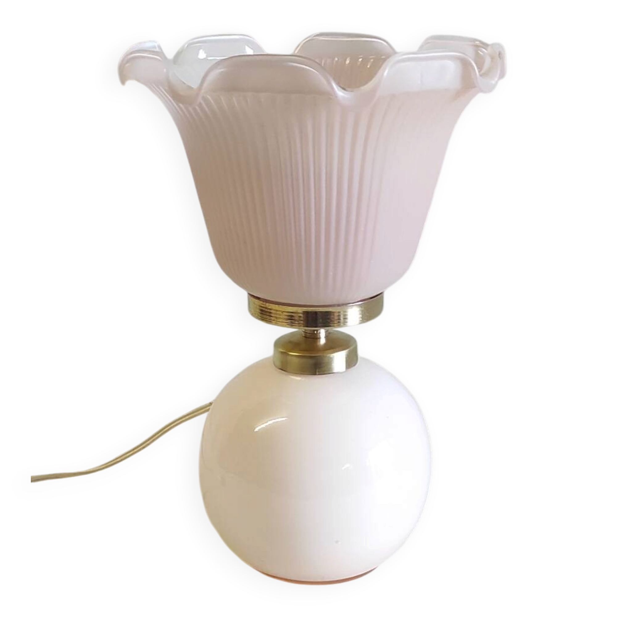 Lampe à poser en verre opalin rose - mid. XXeme
