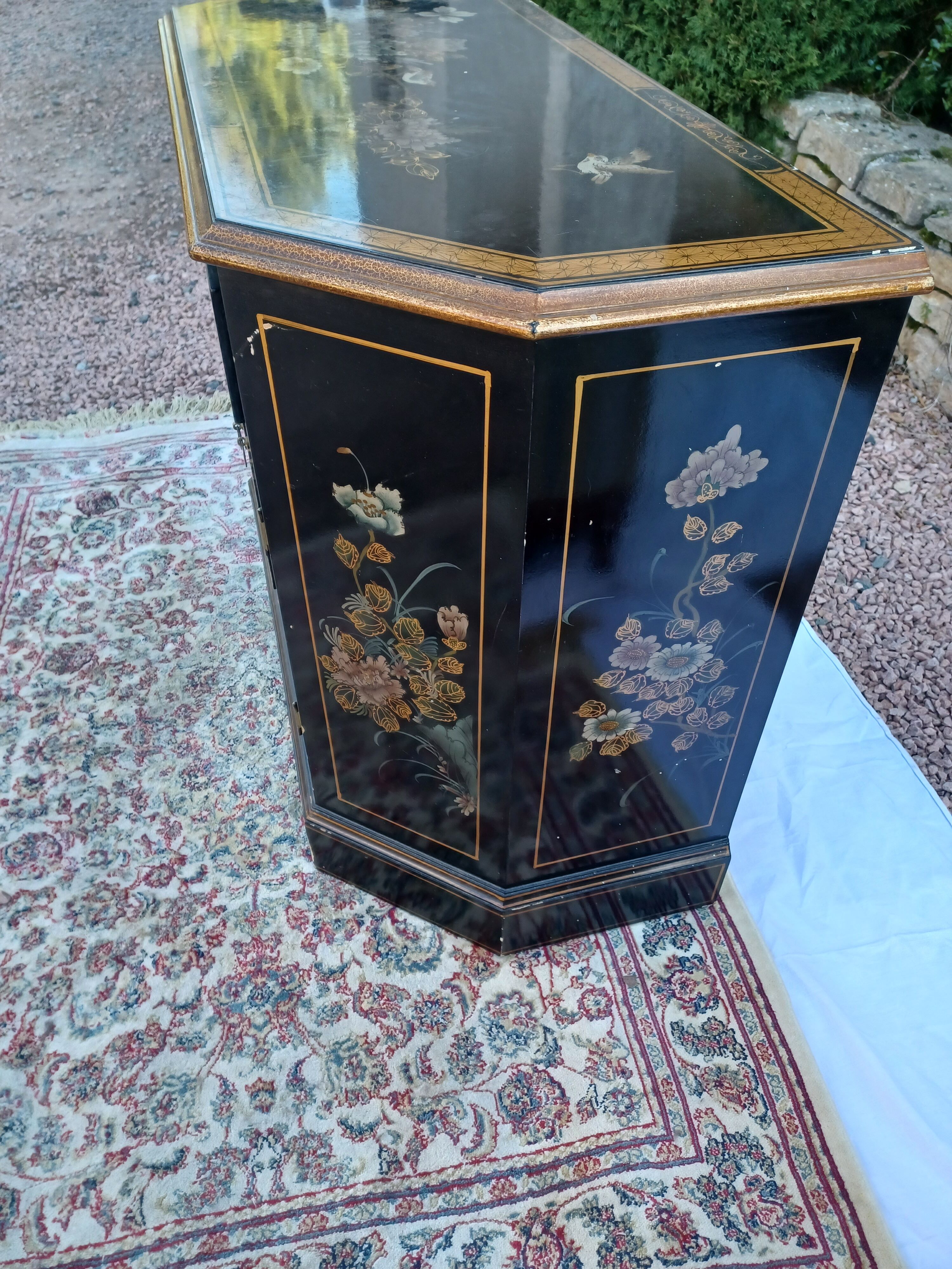 Chinese furniture