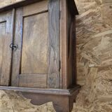 Wall storage