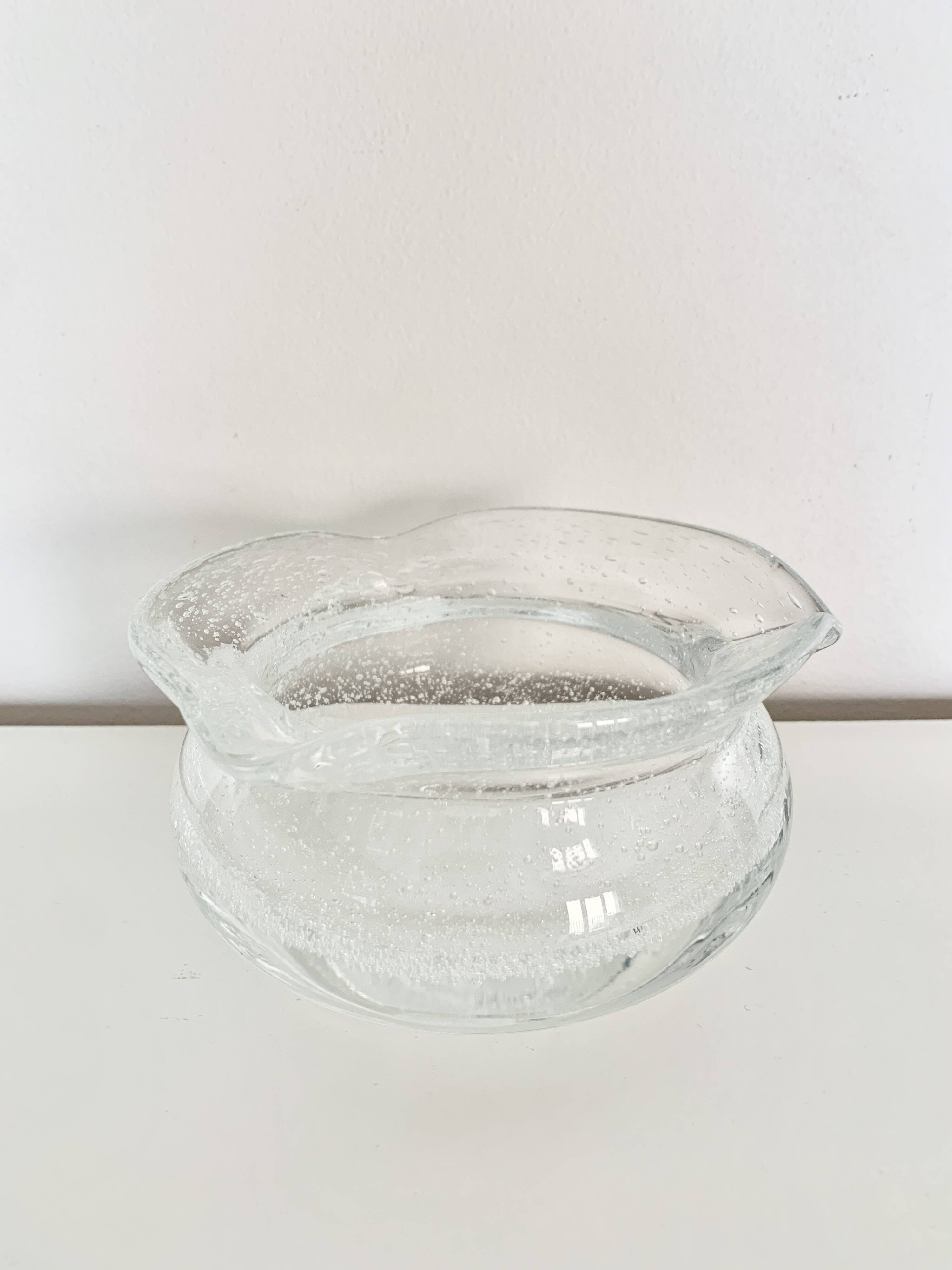Cendrier en verre soufflé bullé transparent