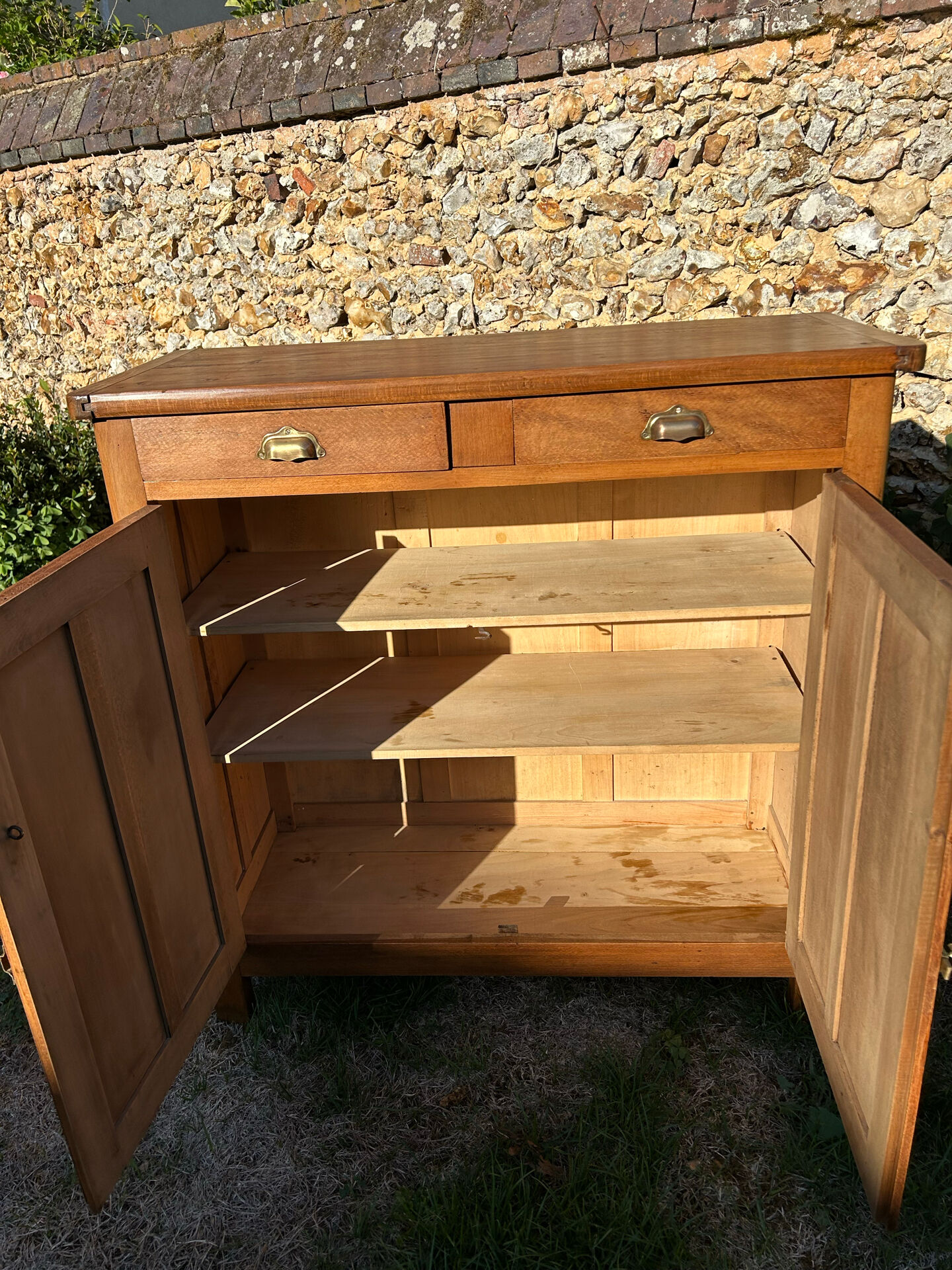 Vintage Parisian buffet in solid beech, hazelnut colour.