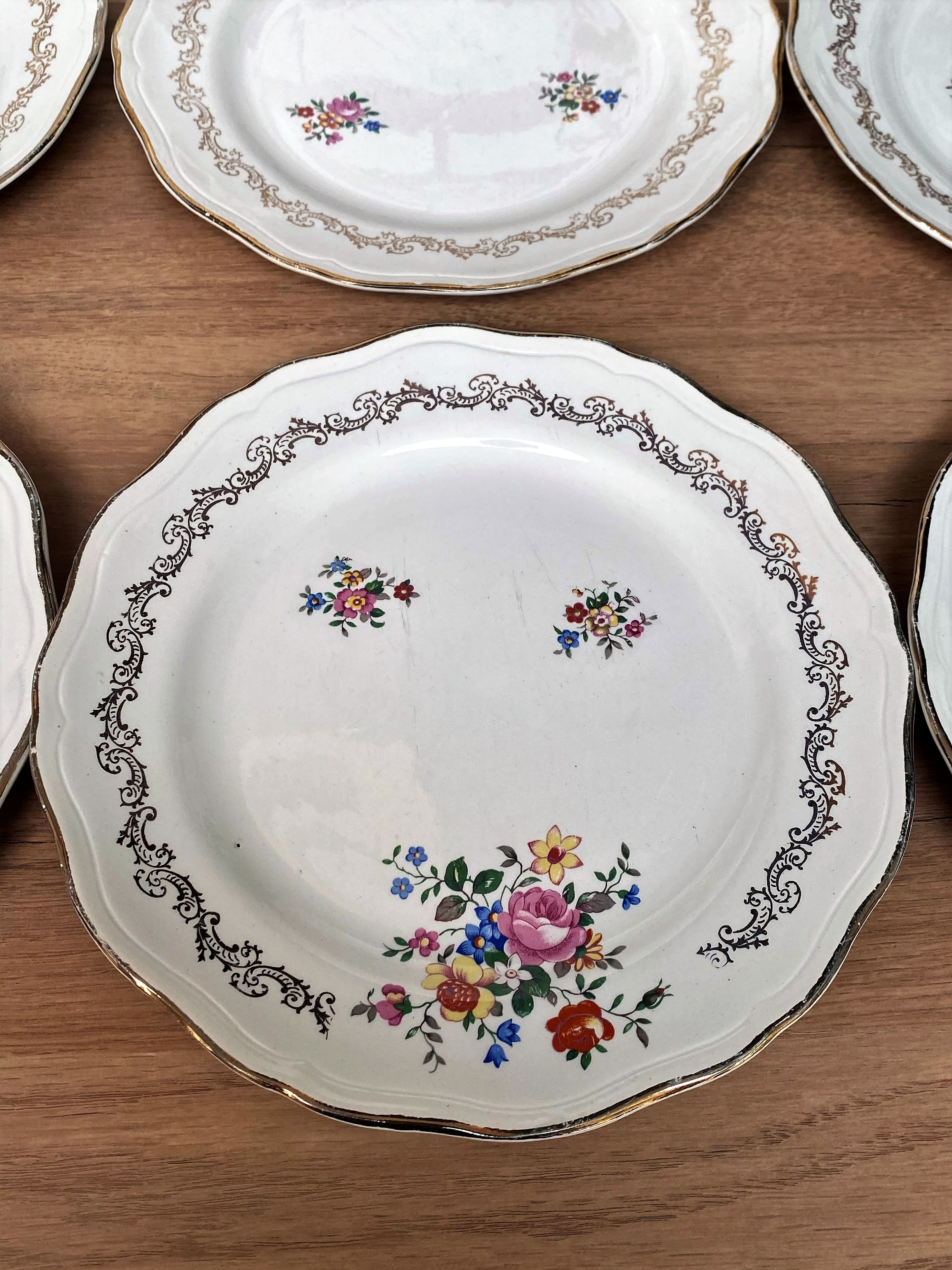 Set of 6 Flat Plates the Almond