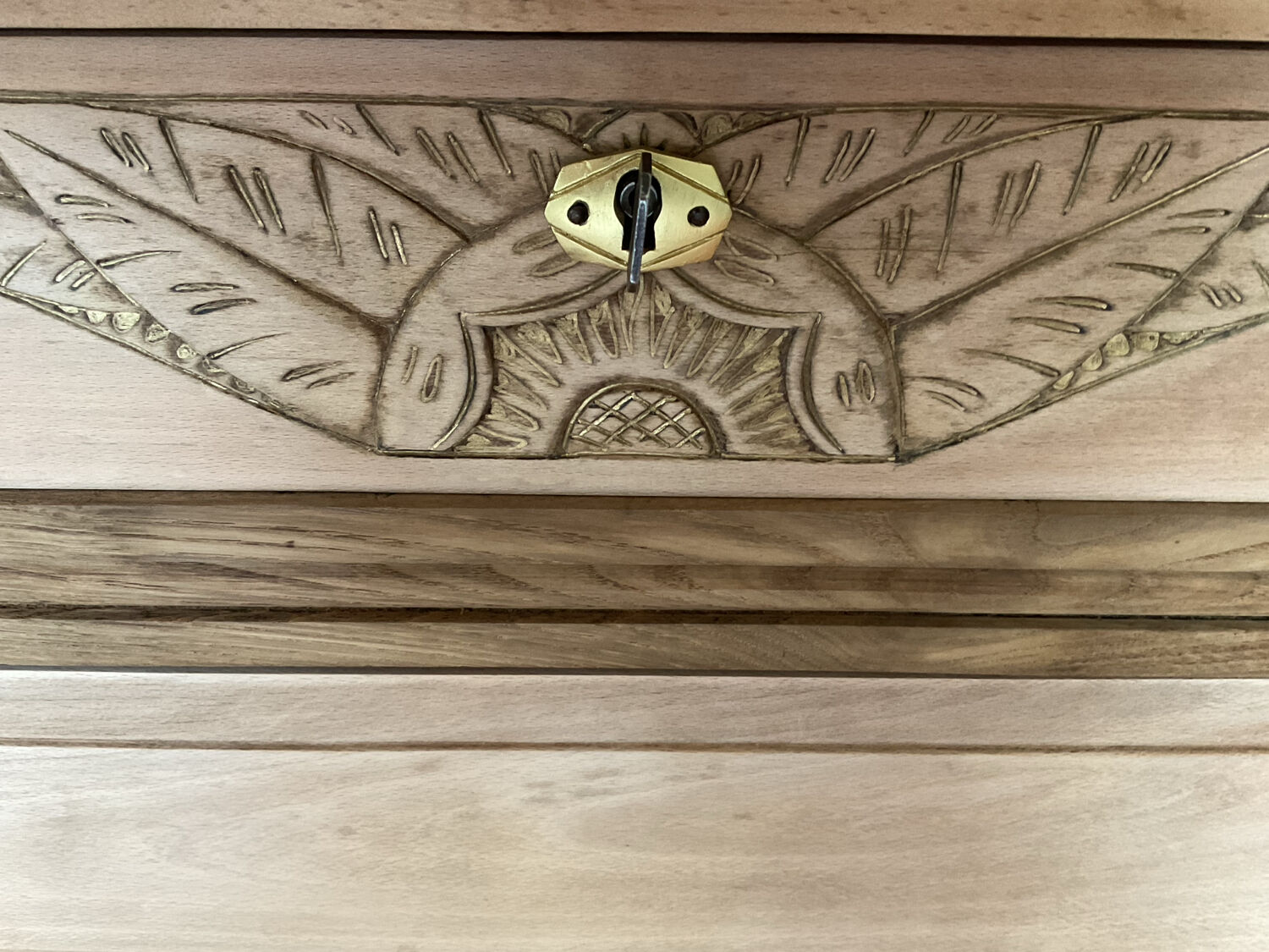 Art Deco dresser and chest of drawers.